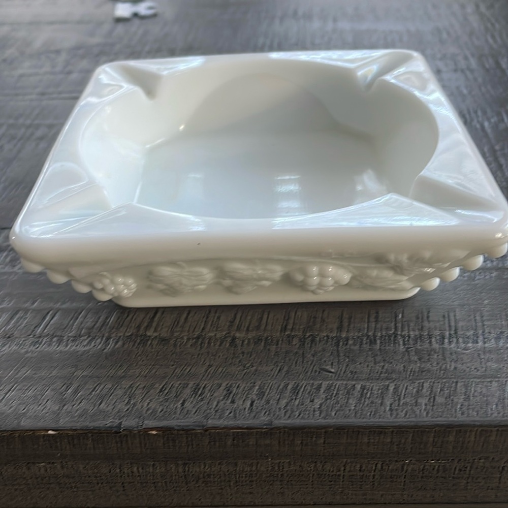Westmoreland  Accents Vintage Westmoreland Milk Glass Ashtray